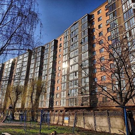 Комфортна Квартира В Жк Сімейний 文尼察 外观 照片